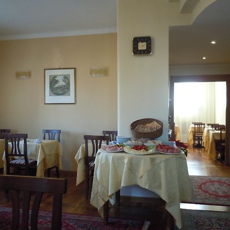 Hotel Stella Рим Екстериор снимка