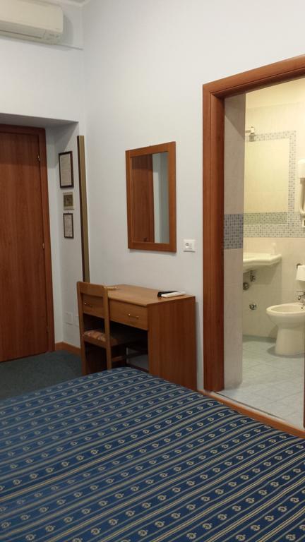Hotel Stella Рим Екстериор снимка