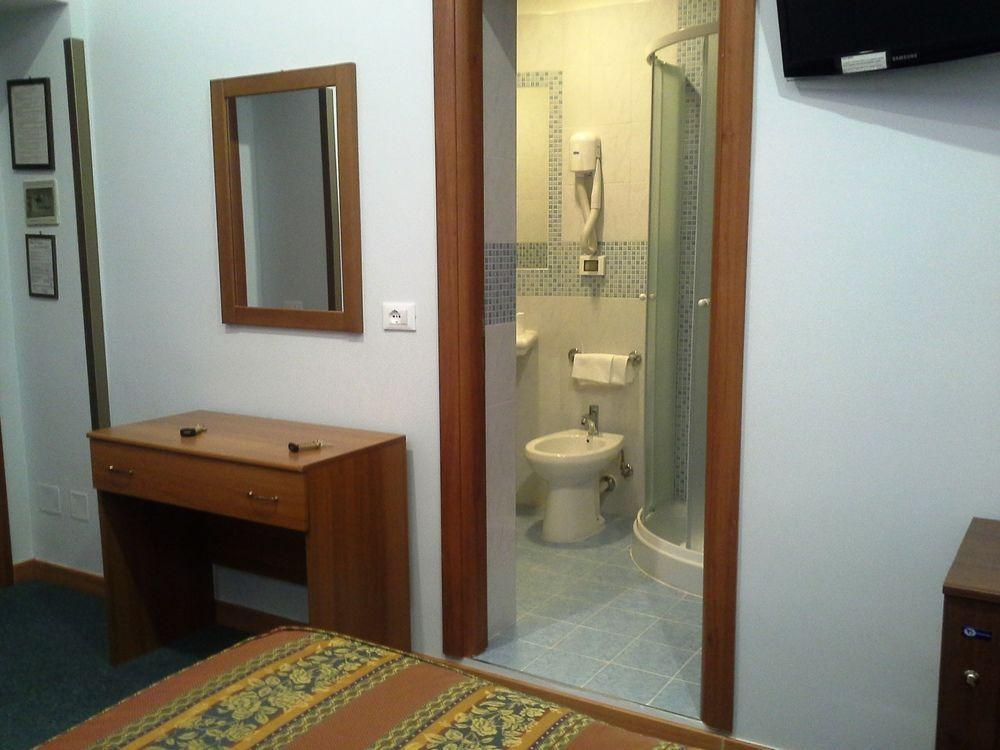 Hotel Stella Рим Екстериор снимка