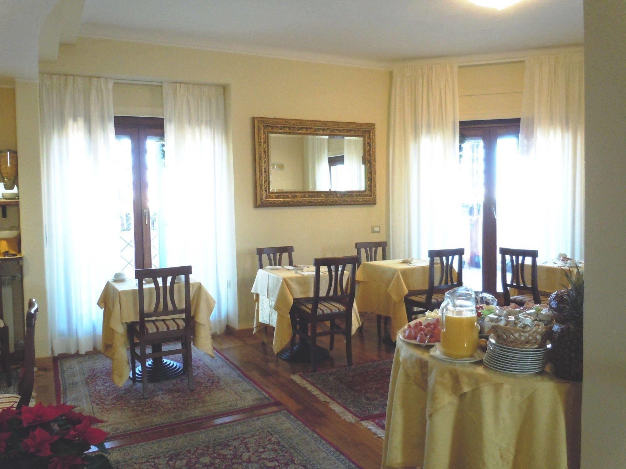 Hotel Stella Рим Екстериор снимка