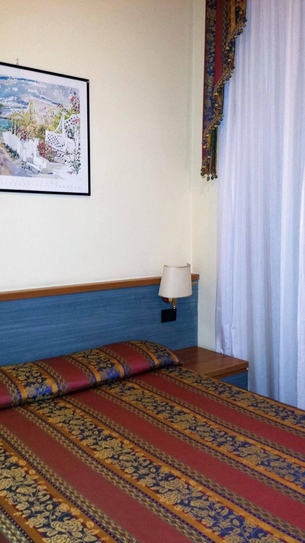 Hotel Stella Рим Екстериор снимка