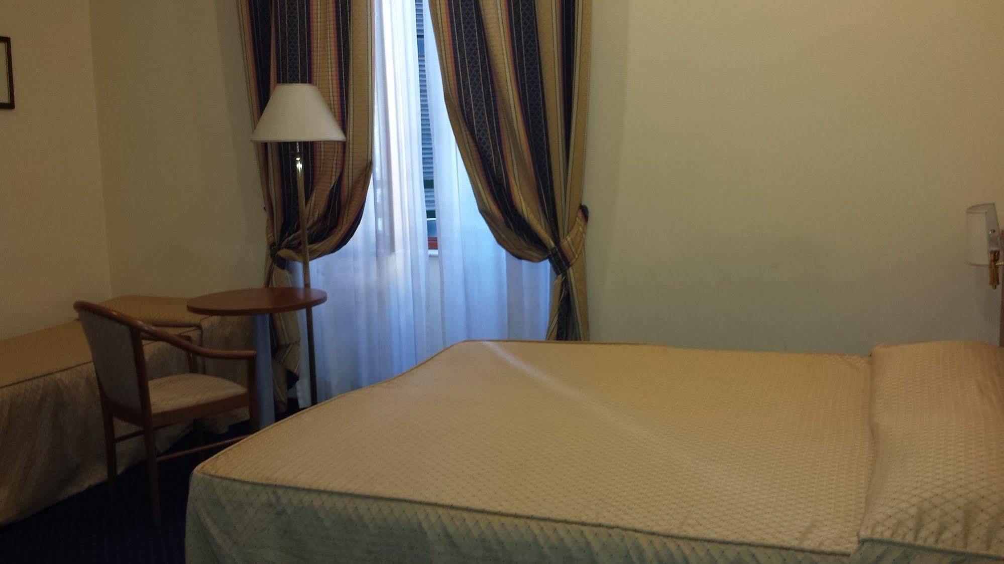 Hotel Stella Рим Екстериор снимка