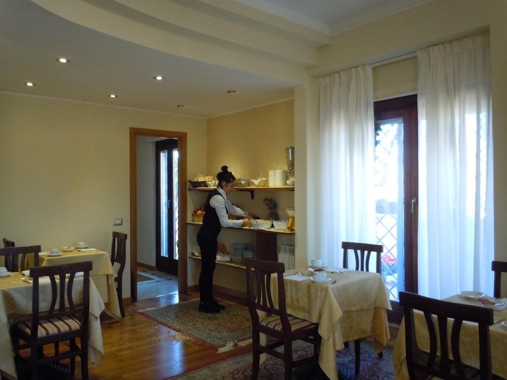 Hotel Stella Рим Екстериор снимка